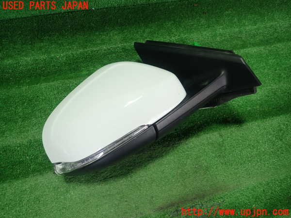 1UPJ-26171210]ボルボ・V40(MD4204T)右ドアミラー 中古_m0001.jpg