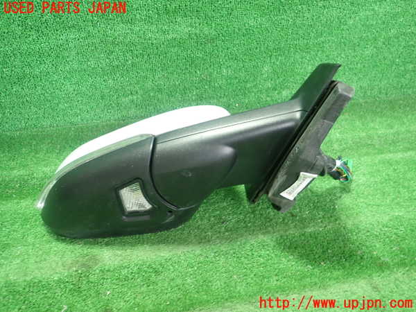 1UPJ-26171210]ボルボ・V40(MD4204T)右ドアミラー 中古_m0002.jpg