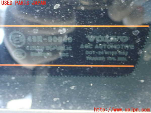 5UPJ-26171380]ボルボ・V40(MD4204T)右クォーターガラス 中古_m0002.jpg