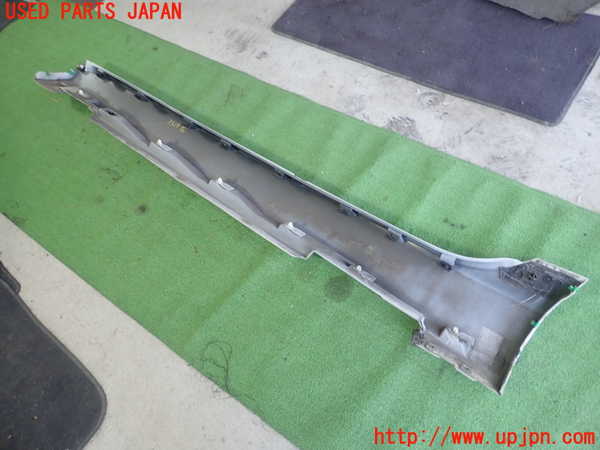 1UPJ-26171390]ボルボ・V40(MD4204T)右サイドステップ 中古_m0003.jpg