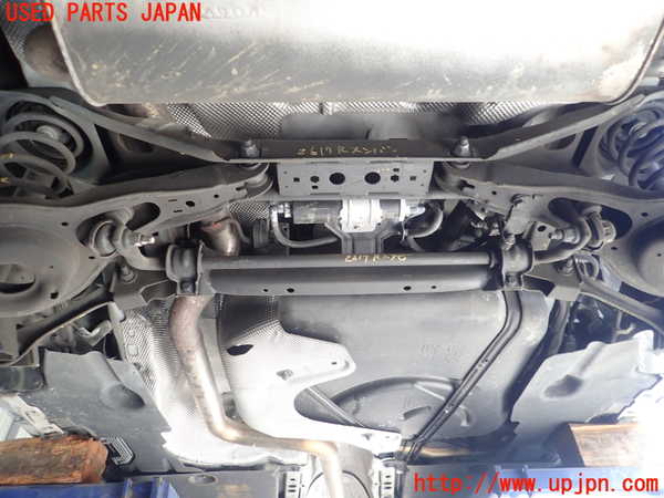 5UPJ-26175295]ボルボ・V40(MD4204T)リアメンバー 中古_m0001.jpg