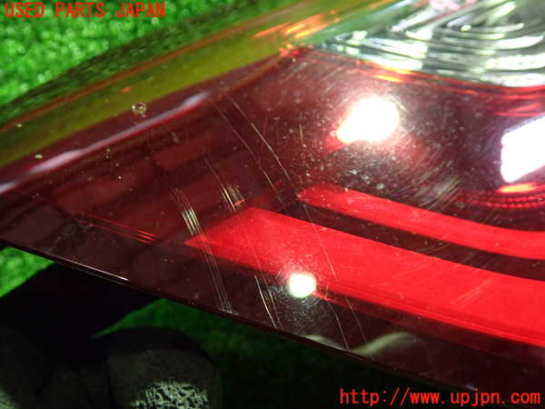 1UPJ-26191550]フィット(Fit) ハイブリッド(e：HEV)(GR4)右リアフィニッシャー 中古_m0002.jpg