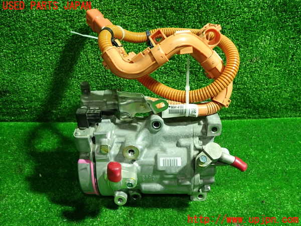 1UPJ-26196025]フィット(Fit) ハイブリッド(e：HEV)(GR4)エアコンコンプレッサー 中古_m0001.jpg