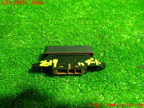 1UPJ-26196290]フィット(Fit) ハイブリッド(e：HEV)(GR4)ハザードスイッチ 中古_m0002.jpg