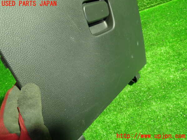 1UPJ-26197517]フィット(Fit) ハイブリッド(e：HEV)(GR4)グローブボックス2 中古_m0002.jpg