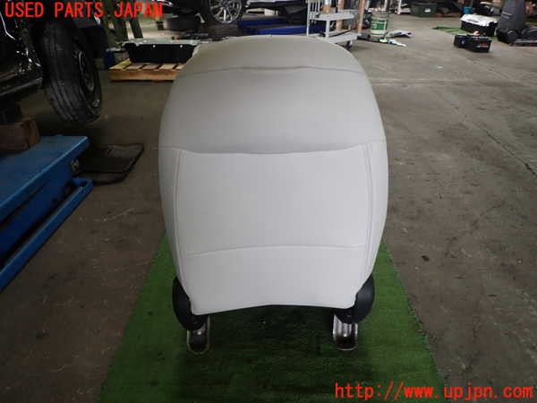 5UPJ-26197035]フィット(Fit) ハイブリッド(e：HEV)(GR4)運転席シート 【ジャンク】_m0004.jpg