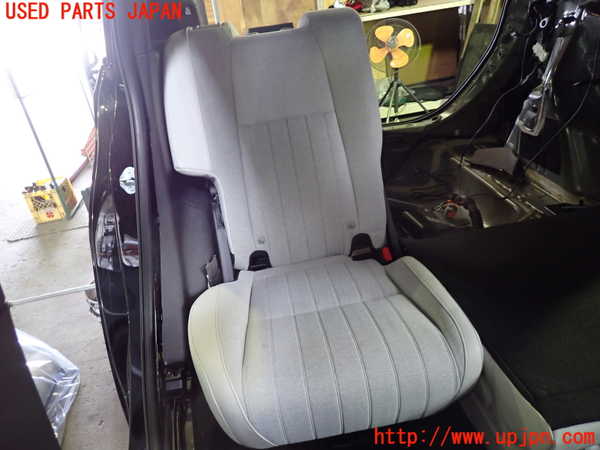 1UPJ-26197405]フィット(Fit) ハイブリッド(e：HEV)(GR4)右リアシート 中古_m0001.jpg