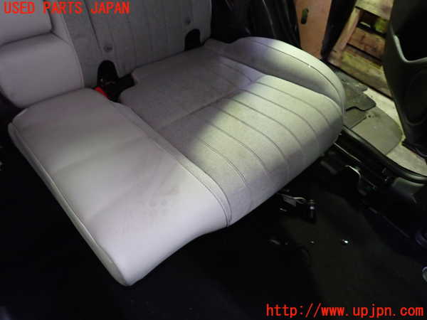 5UPJ-26197435]フィット(Fit) ハイブリッド(e：HEV)(GR4)左リアシート 中古_m0003.jpg
