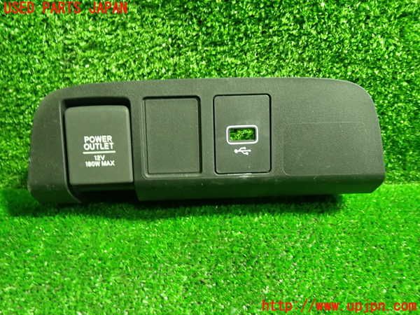 1UPJ-26197692]フィット(Fit) ハイブリッド(e：HEV)(GR4)内装トリム類2 中古_m0001.jpg