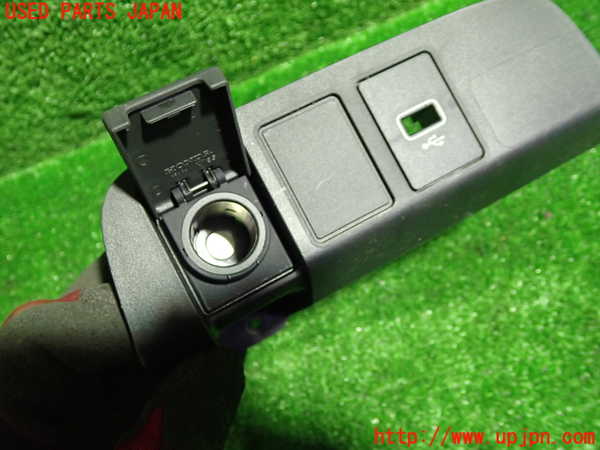 1UPJ-26197692]フィット(Fit) ハイブリッド(e：HEV)(GR4)内装トリム類2 中古_m0002.jpg