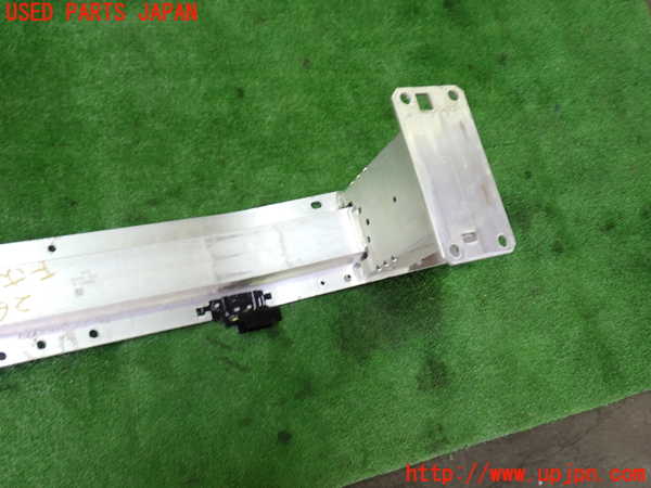 1UPJ-26201014]CX-60(KH3P)フロントバンパーホースメント 中古_m0004.jpg