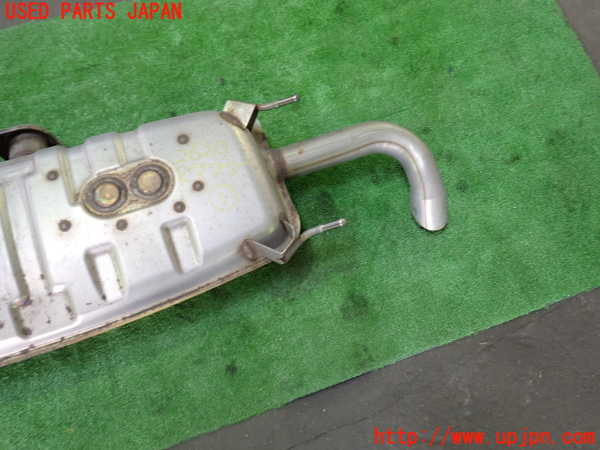 1UPJ-26202671]CX-60(KH3P)リアマフラー1 中古_m0002.jpg