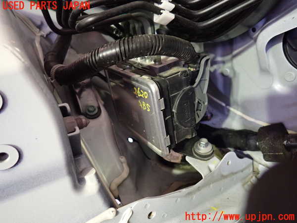 1UPJ-26204040]CX-60(KH3P)ABSアクチュエーター 中古_m0001.jpg
