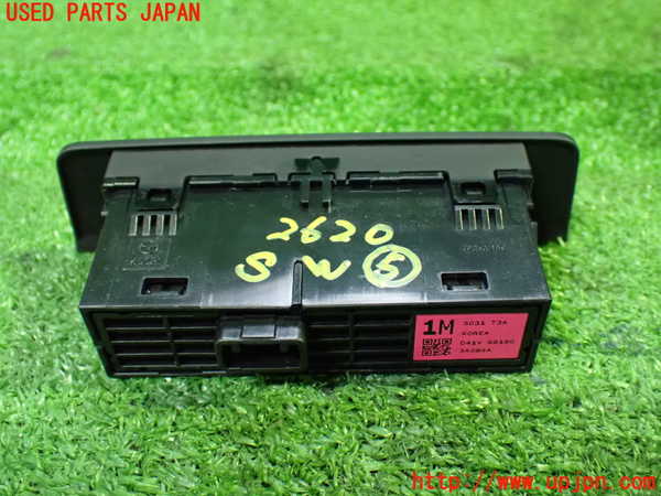 1UPJ-26206310]CX-60(KH3P)スイッチ5 (シートメモリー) 中古_m0002.jpg