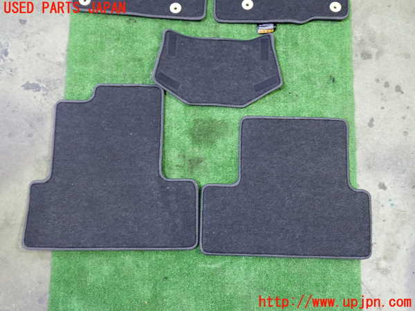 5UPJ-26207800]CX-60(KH3P)フロアマット 中古_m0005.jpg