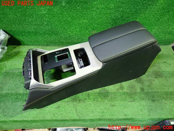 1UPJ-26207540]CX-60(KH3P)センターコンソール 中古_m0001.jpg