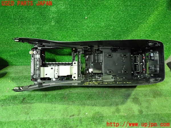 1UPJ-26207540]CX-60(KH3P)センターコンソール 中古_m0005.jpg