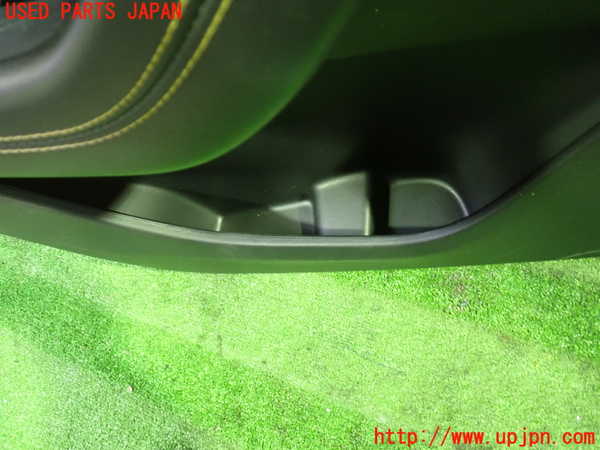 1UPJ-26201264]CX-60(KH3P)左前ドア内張り 中古_m0003.jpg