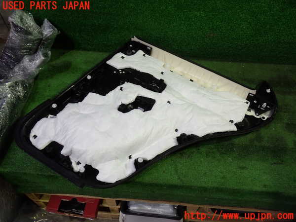 1UPJ-26201294]CX-60(KH3P)右後ドア内張り 中古_m0004.jpg