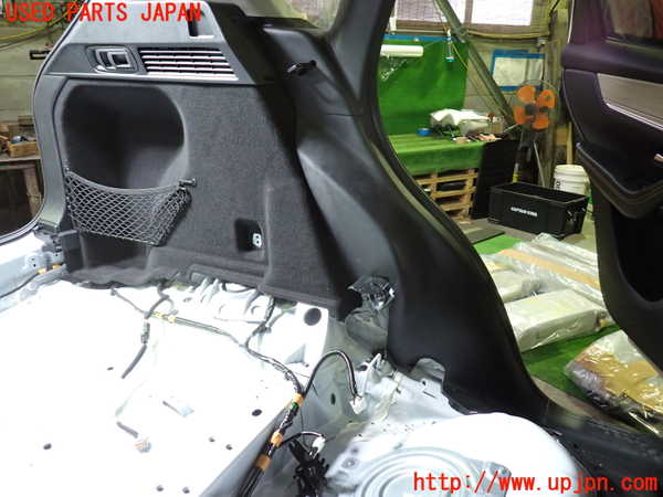 1UPJ-26207680]CX-60(KH3P)左リアピラートリム 中古_m0003.jpg