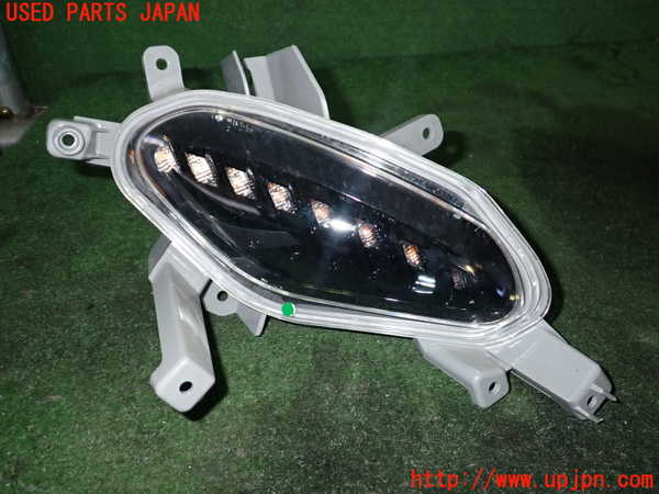 2UPJ-26211150]ロードスター(ND5RC)右コーナーランプ 中古_m0001.jpg