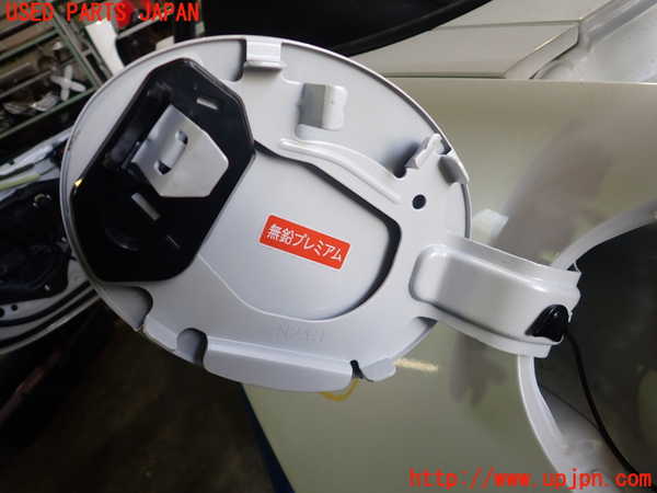 5UPJ-26211690]ロードスター(ND5RC)フューエルリッド 中古_m0002.jpg