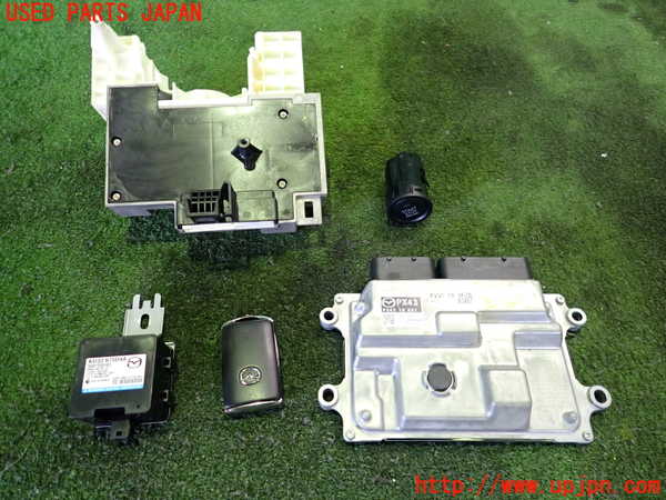 2UPJ-26216110]ロードスター(ND5RC)エンジンコンピューター 中古_m0001.jpg