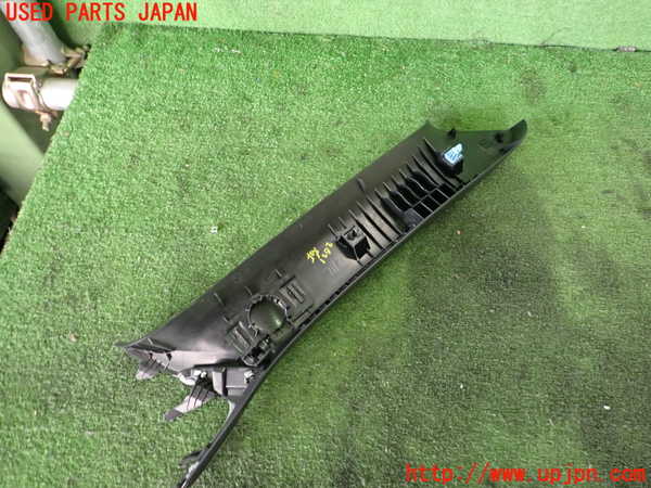 2UPJ-26217655]ロードスター(ND5RC)右フロントピラートリム 中古_m0002.jpg