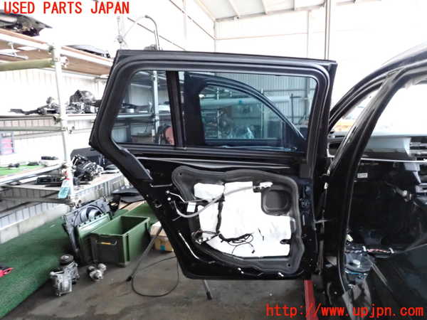 2UPJ-26221320]BMW 523i ツーリング(XL20)左後ドア (43R-00049) 中古_m0003.jpg