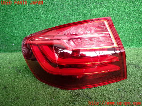 2UPJ-26221536]BMW 523i ツーリング(XL20)左テールランプ 中古_m0001.jpg