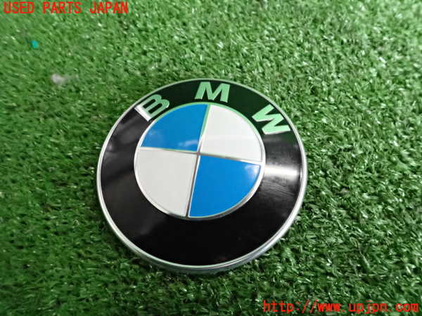 2UPJ-26221631]BMW 523i ツーリング(XL20)エンブレム1 中古_m0001.jpg