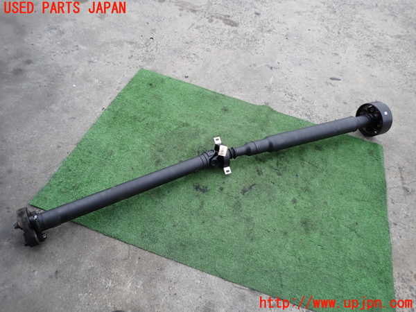 2UPJ-26223410]BMW 523i ツーリング(XL20)リアプロペラシャフト 中古_m0002.jpg