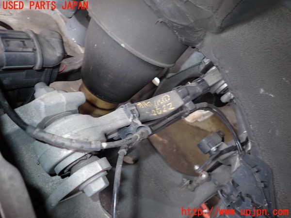 2UPJ-26225146]BMW 523i ツーリング(XL20)右リアアッパーアーム1 中古_m0001.jpg