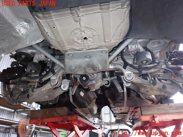 2UPJ-26225445]BMW 523i ツーリング(XL20)リアスタビライザー 中古_m0001.jpg