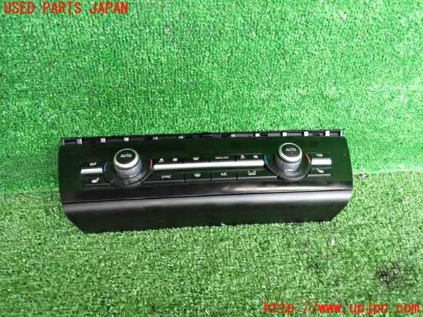 2UPJ-26226066]BMW 523i ツーリング(XL20)エアコンスイッチ1 中古_m0001.jpg