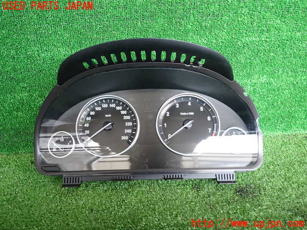 2UPJ-26226170]BMW 523i ツーリング(XL20)スピードメーター 【ジャンク品】 中古_m0001.jpg