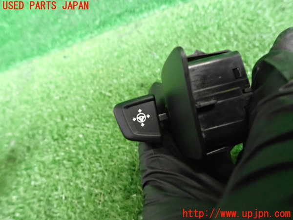 2UPJ-26226312]BMW 523i ツーリング(XL20)スイッチ7 (ステアリング調整) 中古_m0003.jpg