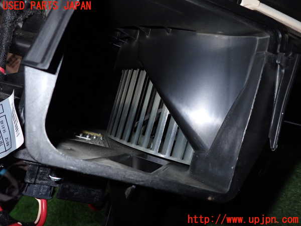 2UPJ-26226095]BMW 523i ツーリング(XL20)ブロアファン(ブロアーファン) 中古_m0004.jpg