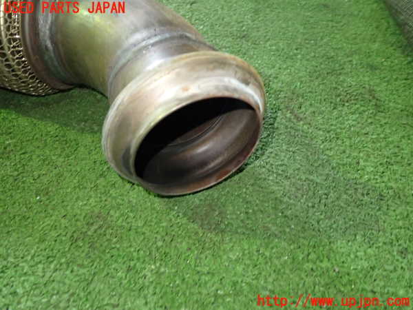 1UPJ-26242661]ベンツ CLA180 シューティングブレーク（X117）(117942)触媒1 中古_m0003.jpg