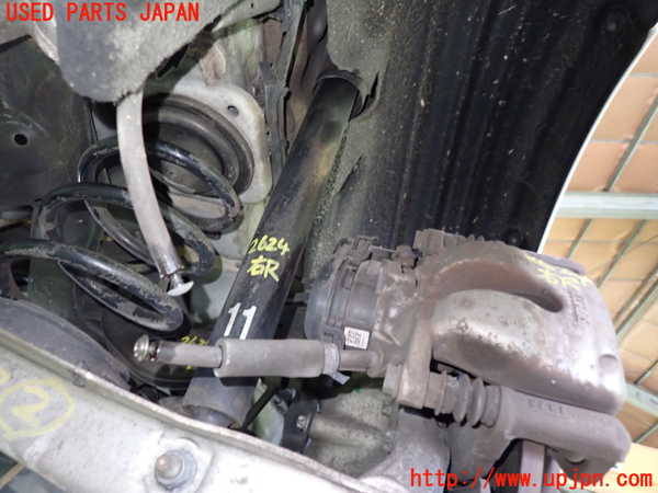 5UPJ-26245070]ベンツ CLA180 シューティングブレーク（X117）(117942)右リアショックアブソーバー 中古_m0001.jpg