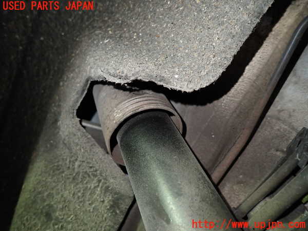 5UPJ-26245075]ベンツ CLA180 シューティングブレーク（X117）(117942)左リアショックアブソーバー 中古_m0002.jpg