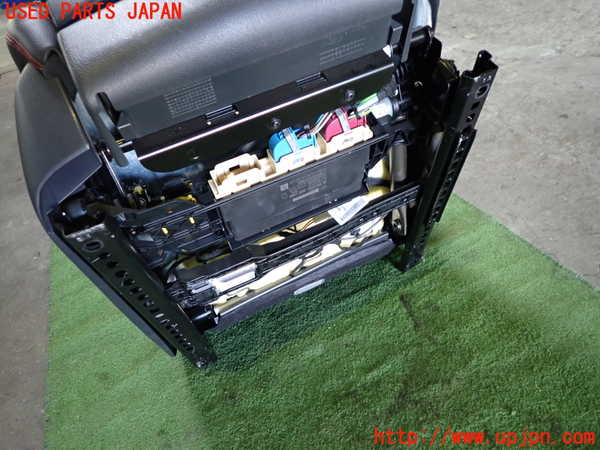 1UPJ-26247035]ベンツ CLA180 シューティングブレーク（X117）(117942)運転席シート 中古_m0005.jpg