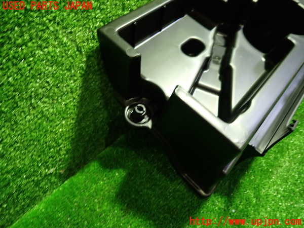 1UPJ-26247773]ベンツ CLA180 シューティングブレーク（X117）(117942)ラゲッジトレイ3 中古_m0002.jpg