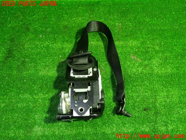 1UPJ-26247045]ベンツ CLA180 シューティングブレーク（X117）(117942)運転席シートベルト 中古_m0003.jpg