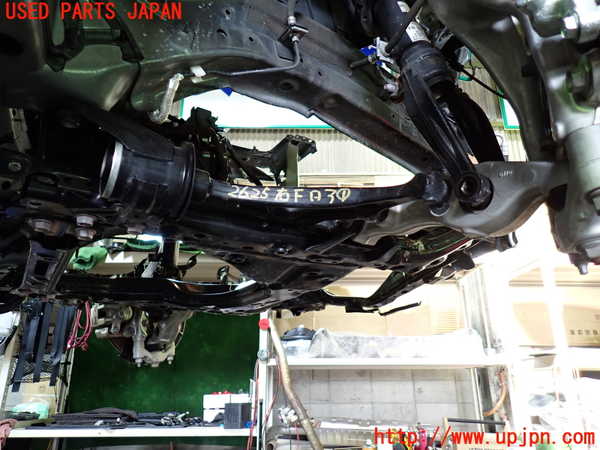 5UPJ-26255176]CX-60(KH3P)右フロントロアアーム1 中古_m0001.jpg