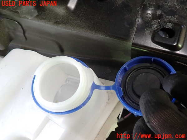 1UPJ-26256791]CX-60(KH3P)ウォッシャータンク1 中古_m0004.jpg