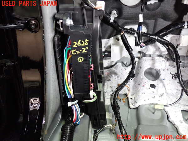 1UPJ-26256741]CX-60(KH3P)ヒューズボックス1 中古_m0001.jpg