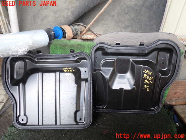 1UPJ-26262160]スーパーキャリイ(DA16T)エンジンアッパーカバー 中古_m0001.jpg