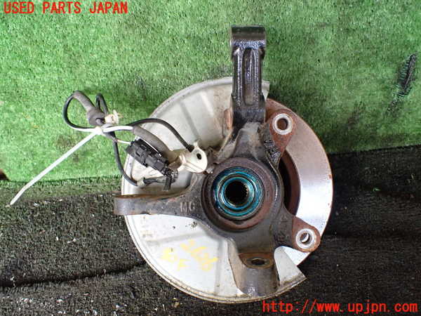 1UPJ-26264290]スーパーキャリイ(DA16T)右フロントナックルハブ 中古_m0002.jpg