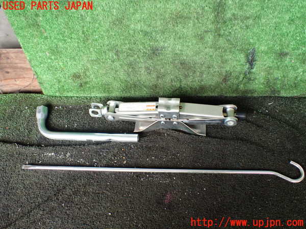 1UPJ-26267805]スーパーキャリイ(DA16T)車載工具 中古_m0001.jpg